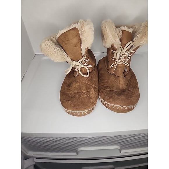 Kooba Moccasins Slipper Boots brown Faux Fur 45836 Size L 8-9 Laced - Picture 3 of 4